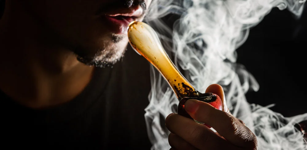 nova-pipe-blog-cannabis-etiquette-tools-1